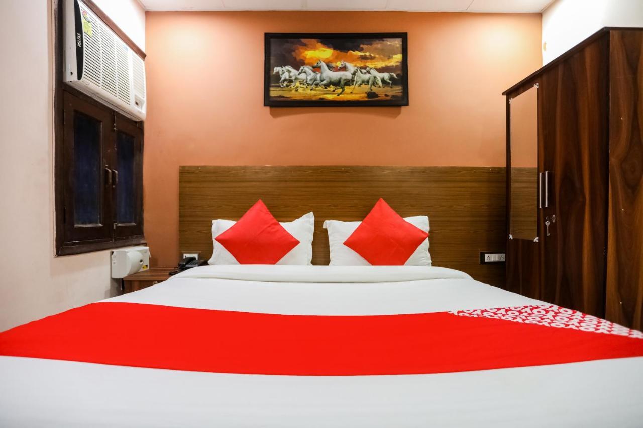 Oyo 72993 Hotel The Gold Faridabad Eksteriør billede